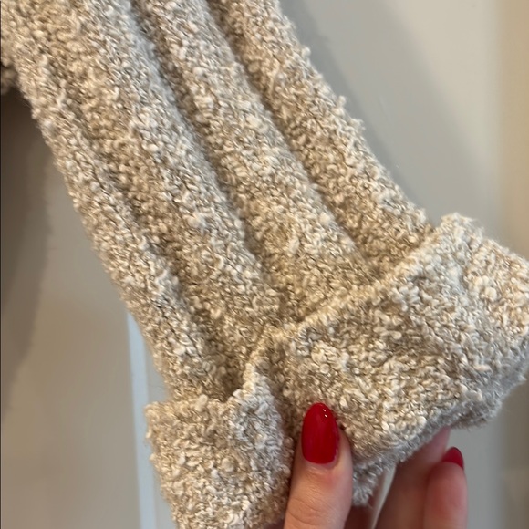 Pink Lily Cream Chunky Knit Crew Neck Sweater - Picture 3 of 5